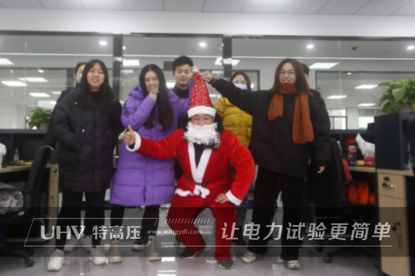 圣诞嘉年华~连忙收下银娱优越会官网电力这份圣诞福利!(图4) 圣诞嘉年华~连忙收下银娱优越会官网电力这份圣诞福利!(图4)